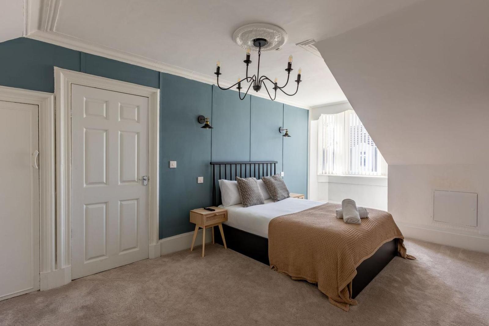 Spacious 3 Bedroom Home In Glasgow - Free Parking Екстериор снимка